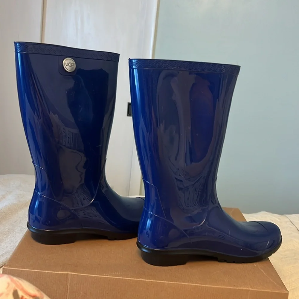 Ugg rainboots - Picture 5 of 10